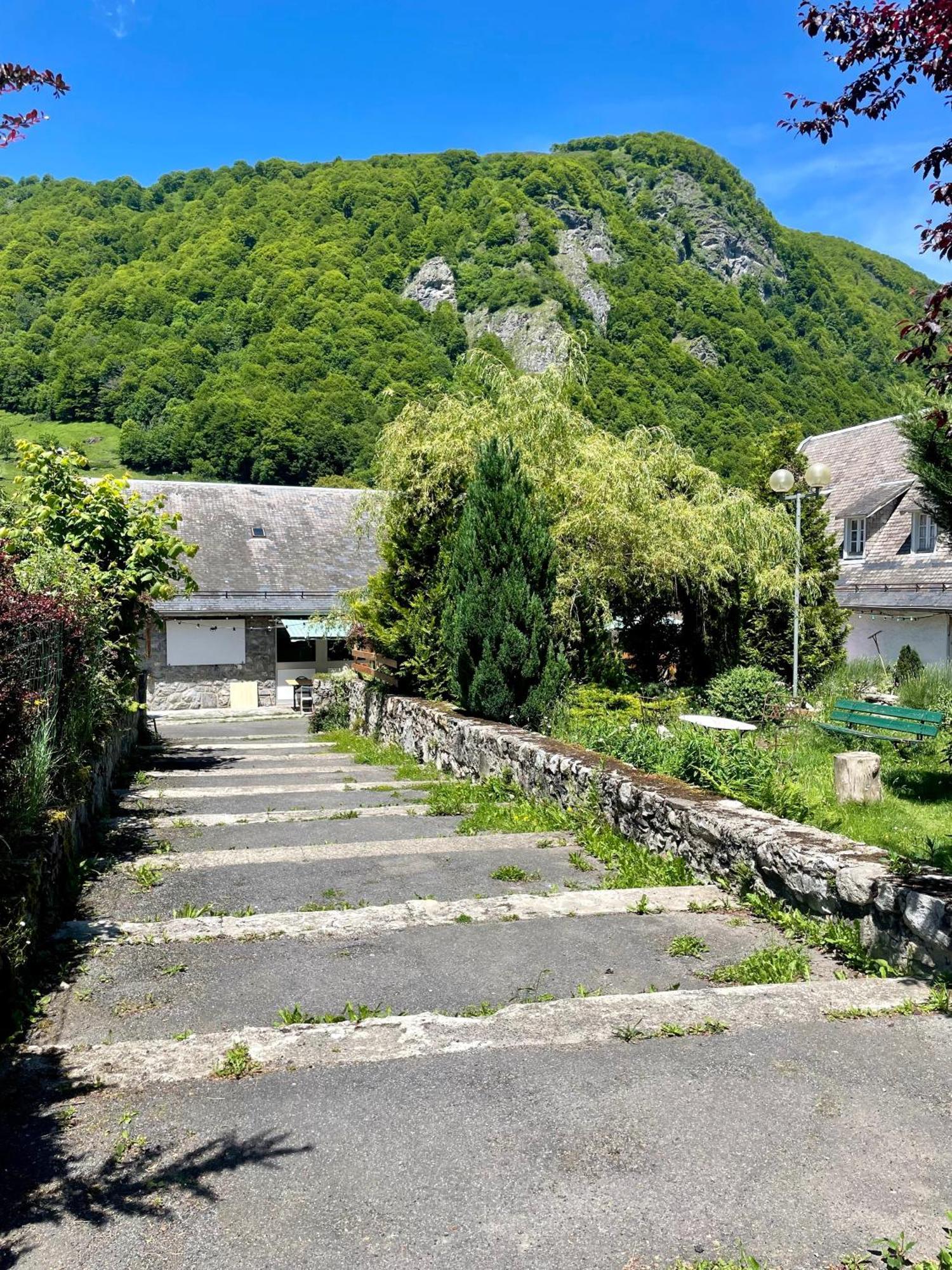 La Baleine Blanche - Chambres Campan Exterior foto